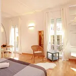 Rent 3 bedroom apartment of 92 m² in barcelona