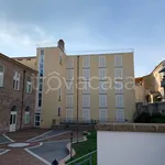 Affitto 3 camera appartamento di 125 m² in Caserta