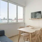 Rent a room in lisbon