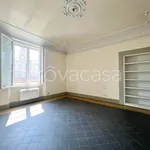 Affitto 5 camera appartamento di 170 m² in Firenze