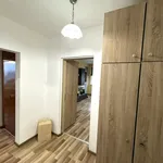 Rent 2 bedroom apartment of 70 m² in Център