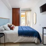 Rent a room of 150 m² in alicante