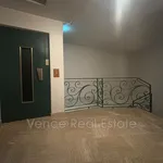 Appartement de 19 m² avec 1 chambre(s) en location à VencePortable