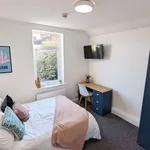 Rent 6 bedroom flat in East Midlands