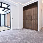 Rent 3 bedroom flat in London