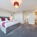 Rent 2 bedroom apartment in London