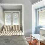 Rent 8 bedroom apartment in Lisbon