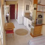 Rent 1 bedroom apartment of 25 m² in Barcelona']