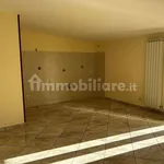 Affitto 3 camera appartamento di 78 m² in Marcianise