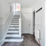 Maison de 1722 m² avec 3 chambre(s) en location à Toronto (Oakwood Village)