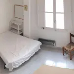 Rent 3 bedroom apartment in Valencia