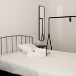 Rent a room of 190 m² in Lisbon