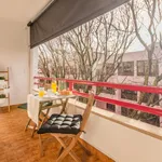 Rent 3 bedroom apartment in Lisbon