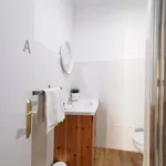 Rent 9 bedroom apartment in Madrid