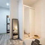 Rent 1 bedroom apartment of 55 m² in Madrid