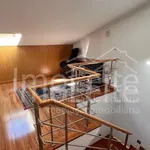 Rent 3 bedroom house of 200 m² in Porto