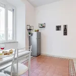 Rent 2 bedroom apartment of 75 m² in rome