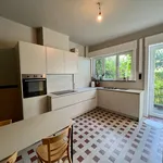 Maison de 225 m² avec 4 chambre(s) en location à Ypres