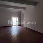 Affitto 2 camera appartamento di 80 m² in Parma