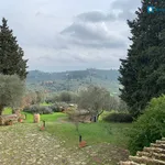 Rent 5 bedroom house of 216 m² in Scandicci