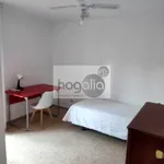 Rent 3 bedroom apartment of 90 m² in  Sevilla