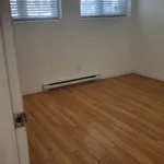 Rent 3 bedroom apartment in Laval (administrative region)