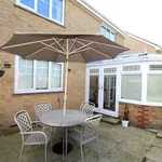 Rent 4 bedroom apartment in South East England