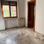 Affitto 5 camera appartamento di 145 m² in Caserta