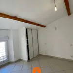 Rent 3 bedroom house of 77 m² in Montélimar