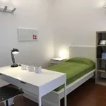 Rent a room in milan