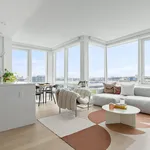 Rent 2 bedroom apartment in Manhattan