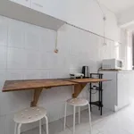 Rent a room in lisbon