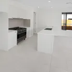 Rent 5 bedroom house of 423 m² in  Cleveland QLD 4163                        