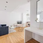 Rent 2 bedroom apartment of 42 m² in Paris