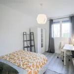 Rent 4 bedroom apartment in Lyon