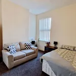 Rent 7 bedroom house in Yorkshire And The Humber