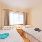 Rent 4 bedroom apartment of 85 m² in dublin