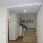 Casa Geminada T4 Duplex para alugar em Arouca