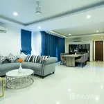 Rent 5 bedroom house of 288 m² in Phuket