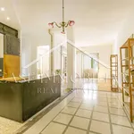 Rent 5 bedroom apartment of 181 m² in Rome