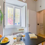 Rent 1 bedroom apartment of 40 m² in Lisbon