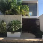 Rent 3 bedroom house of 477 m² in Mérida