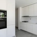 Rent 4 bedroom apartment of 150 m² in Lisbon