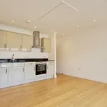 Rent 2 bedroom flat in Barnet