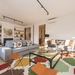 Rent 4 bedroom apartment of 210 m² in madrid