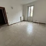 Rent 2 bedroom apartment of 53 m² in Milano