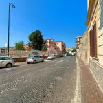 Rent 2 bedroom apartment of 55 m² in Naples