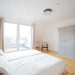 Miete 6 Schlafzimmer wohnung von 71 m² in Berlin