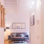 Rent 1 bedroom apartment of 50 m² in Florence