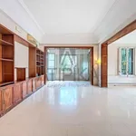 Rent 16 bedroom house of 500 m² in Barcelona